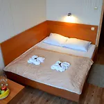 Perla Hotel