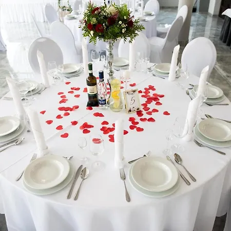 Perla 호텔 Oleśnica