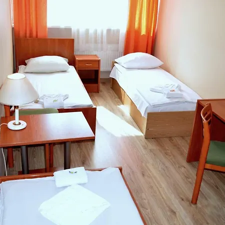 호텔 Perla Oleśnica